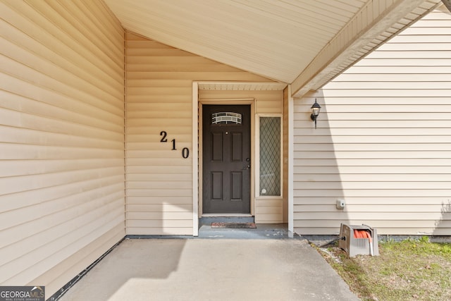 view of entrance to property