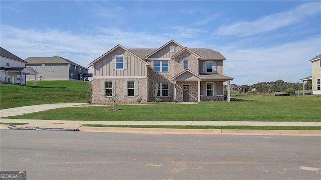 view of front of house with a front lawn