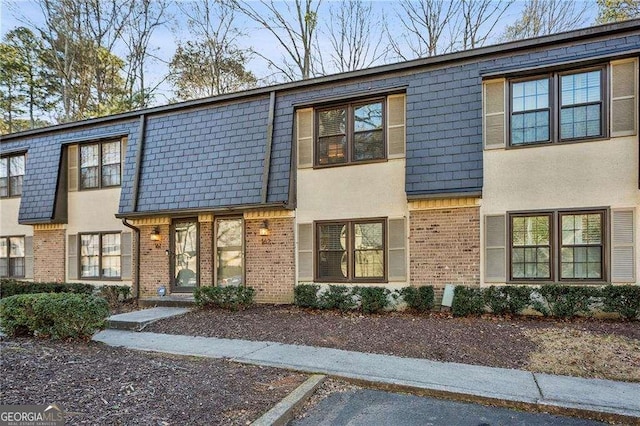 view of townhome / multi-family property