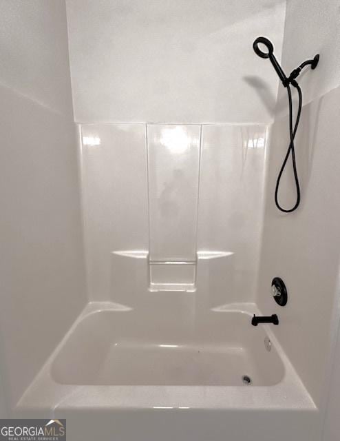 bathroom featuring shower / bathtub combination