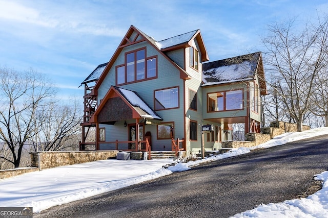 view of front of property with covered porch