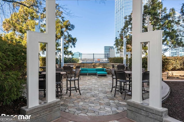 view of patio featuring an outdoor hangout area