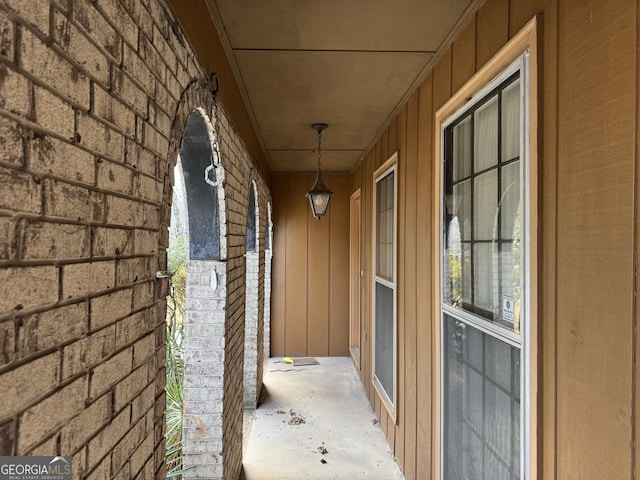 Listing photo 2 for 457 Castleaire Dr, Stone Mountain GA 30087