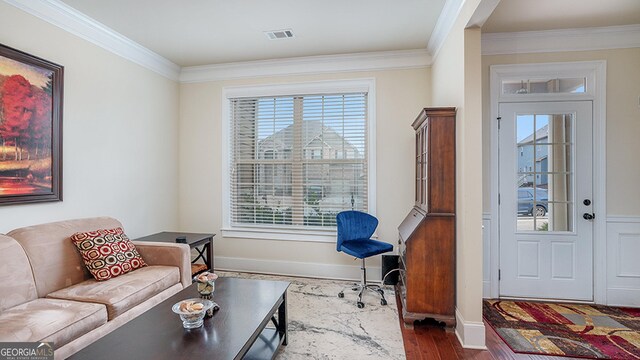 kitchen with sink, crown molding, stainless steel appliances, tasteful backsplash, and kitchen peninsula