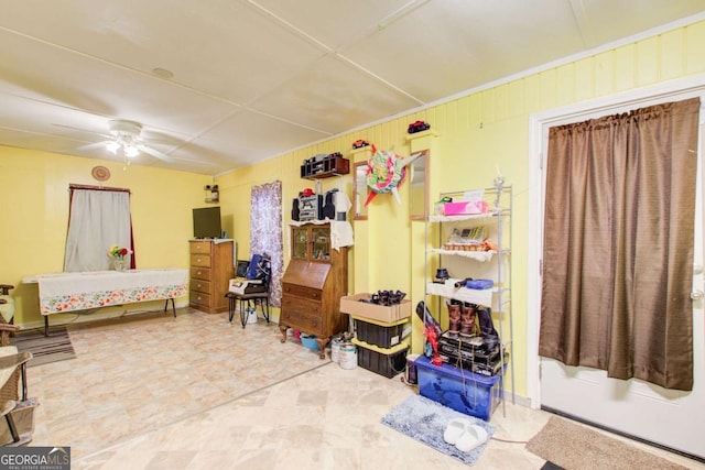 bedroom featuring ceiling fan