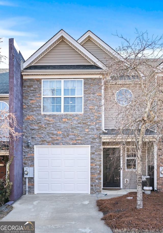 view of front of house featuring a garage