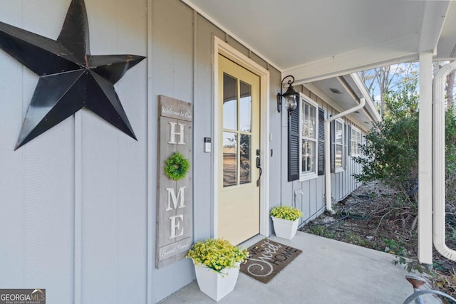 view of property entrance