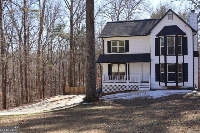 view of front of home featuring a porch