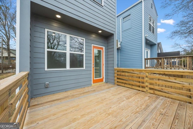550 Paines Ave NW, Atlanta, GA 30318 - view of wooden deck