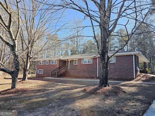 view of front of property