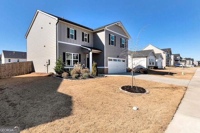 view of front property featuring a garage