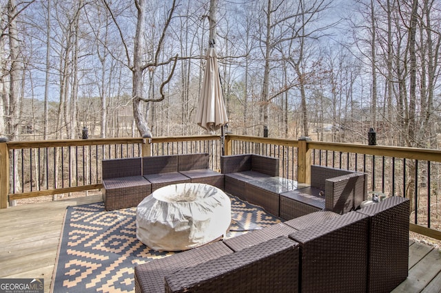 deck with an outdoor hangout area