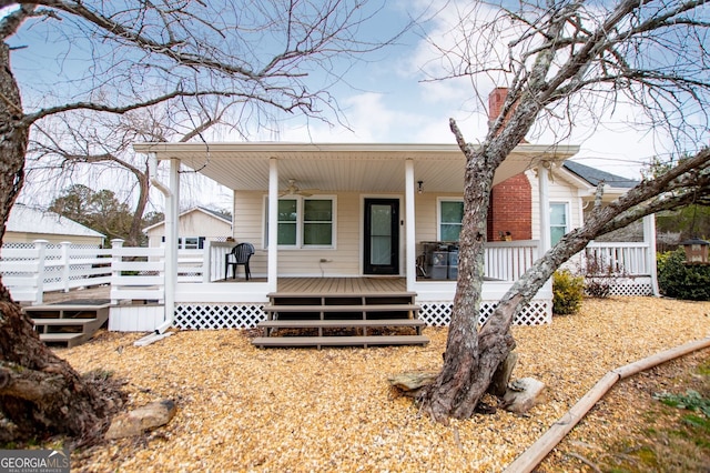 view of front of home featuring covered porch