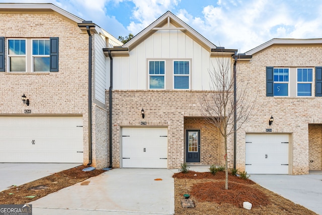 4274 Holland Grove Rd, Lawrenceville GA, 30044, 3 bedrooms, 2.5 baths townhouse for sale