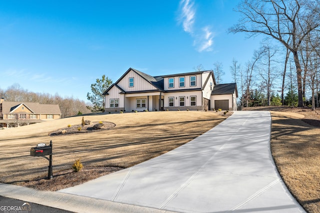 view of front of home featuring a garage