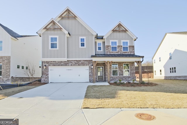 craftsman house featuring a garage and covered porch