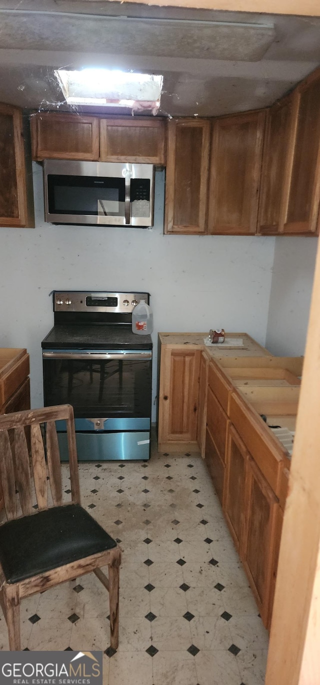 kitchen with appliances with stainless steel finishes