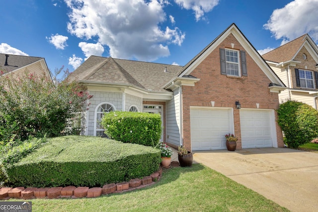 view of front facade with a garage