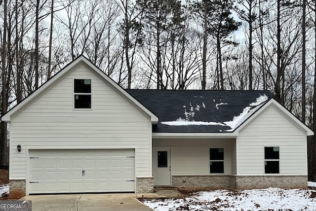 view of front of house with a garage