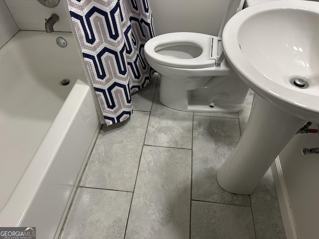 full bath with toilet