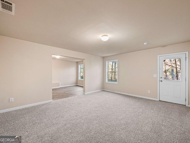 view of carpeted spare room