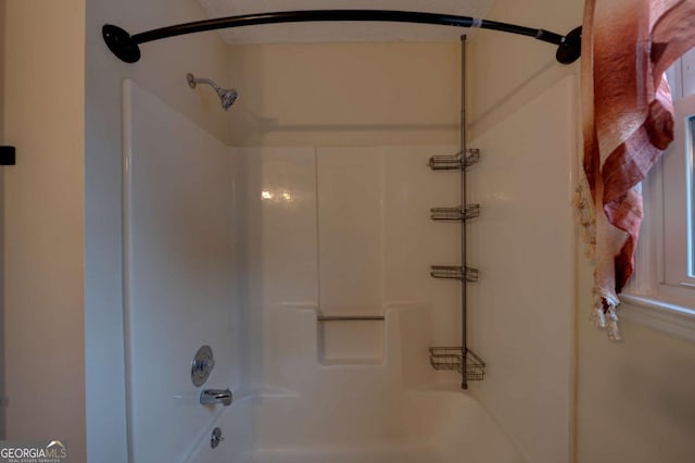 bathroom featuring shower / bathing tub combination