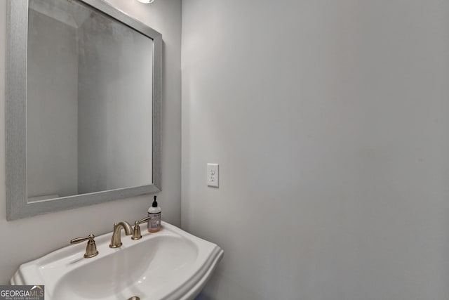 bathroom with sink