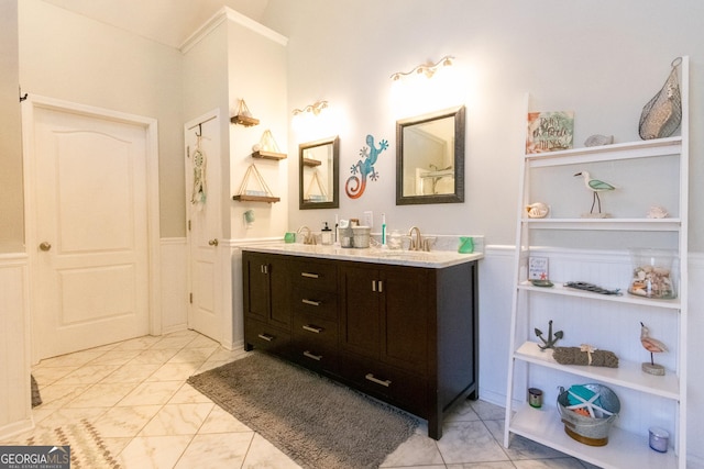 bathroom with vanity