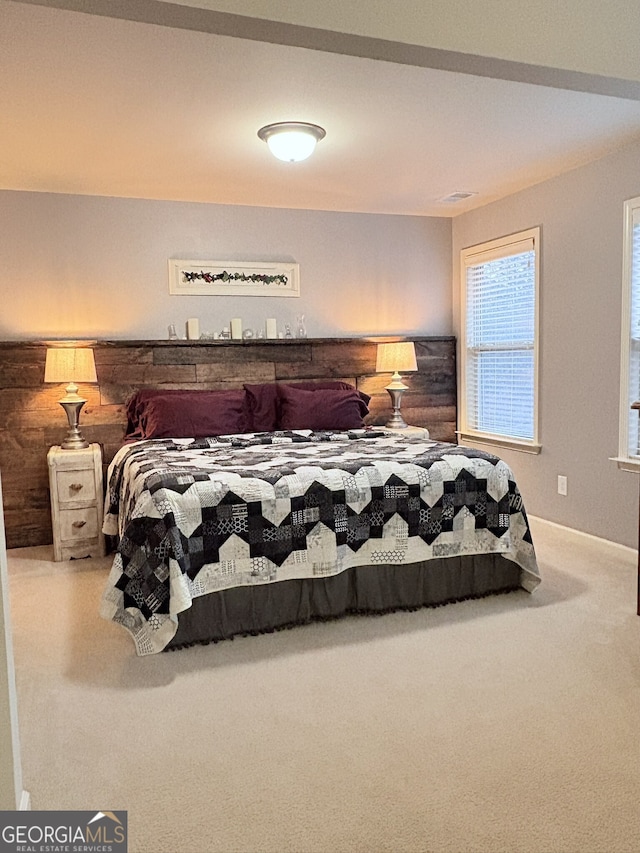 bedroom with carpet flooring