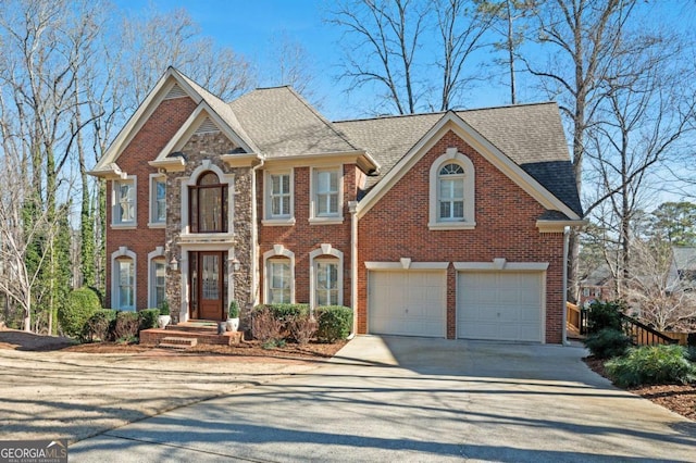 view of front facade featuring a garage