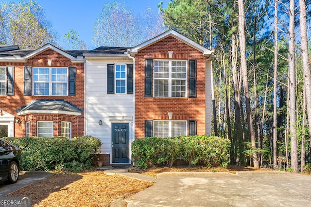 5615 Strathmoor Manor Cir, Lithonia GA, 30058, 3 bedrooms, 3.5 baths townhouse for sale