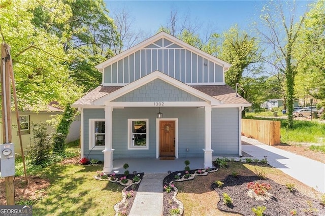 view of front of house with covered porch