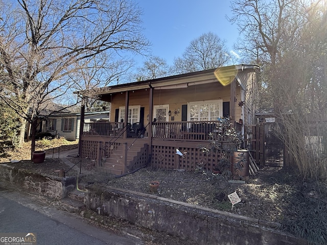 view of front facade featuring covered porch