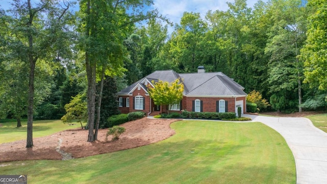 view of front of house with a front yard