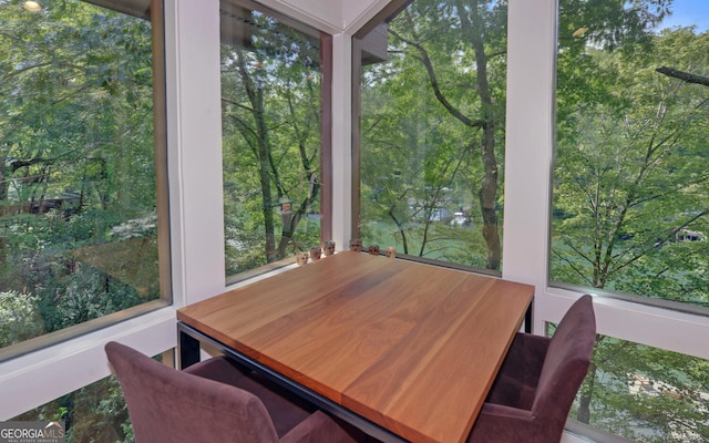 view of sunroom / solarium