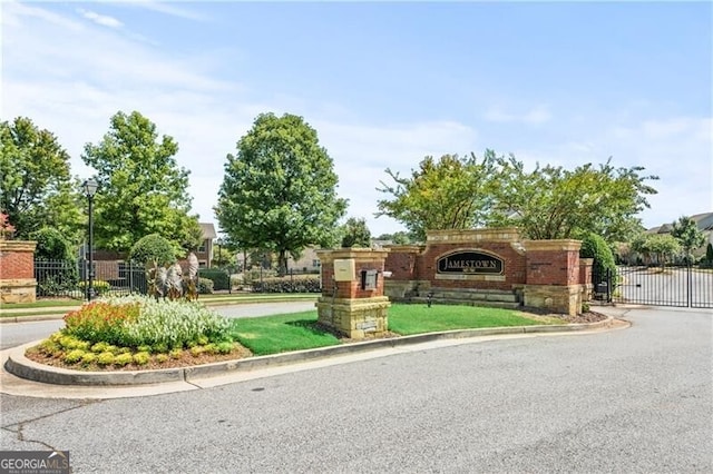 view of community / neighborhood sign