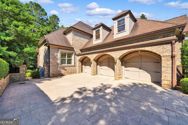 view of front of house featuring a garage