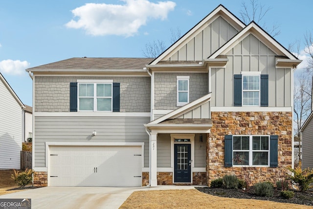 craftsman-style house featuring a garage