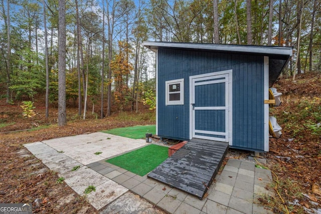 view of outbuilding