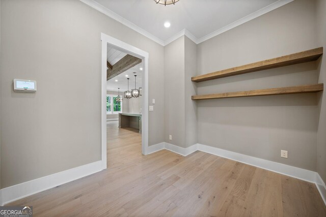 staircase featuring carpet floors and vaulted ceiling