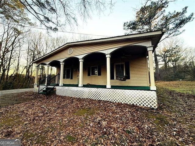 view of front of house with a porch