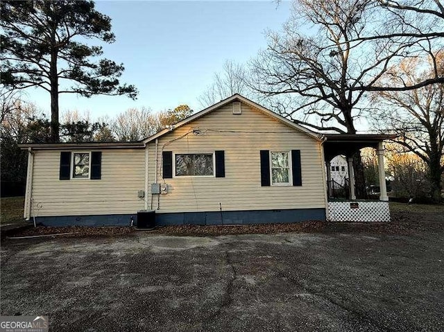 view of front of property