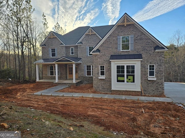 view of front of house featuring a porch