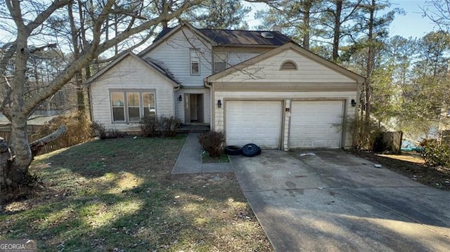 view of front facade featuring a garage