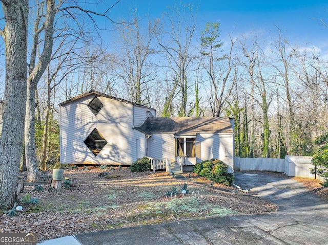 view of front of home