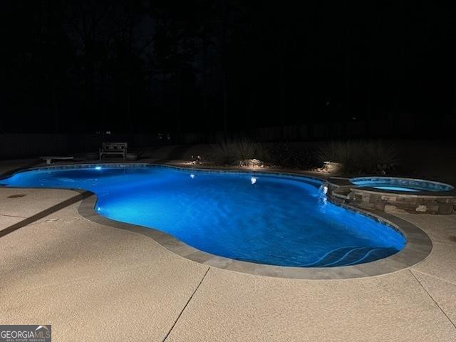 45 Misty Creek Cv, Newnan, GA 30265 - aerial view of property and surrounding area featuring a pool