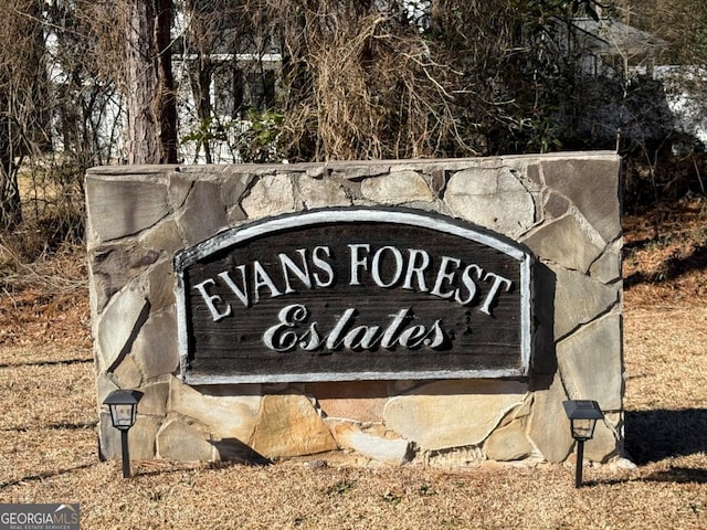 view of community / neighborhood sign