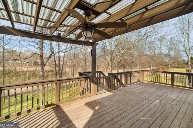 deck featuring ceiling fan