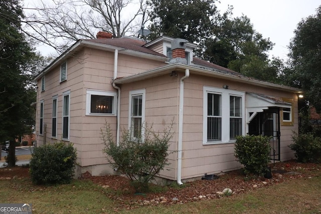 view of home's exterior