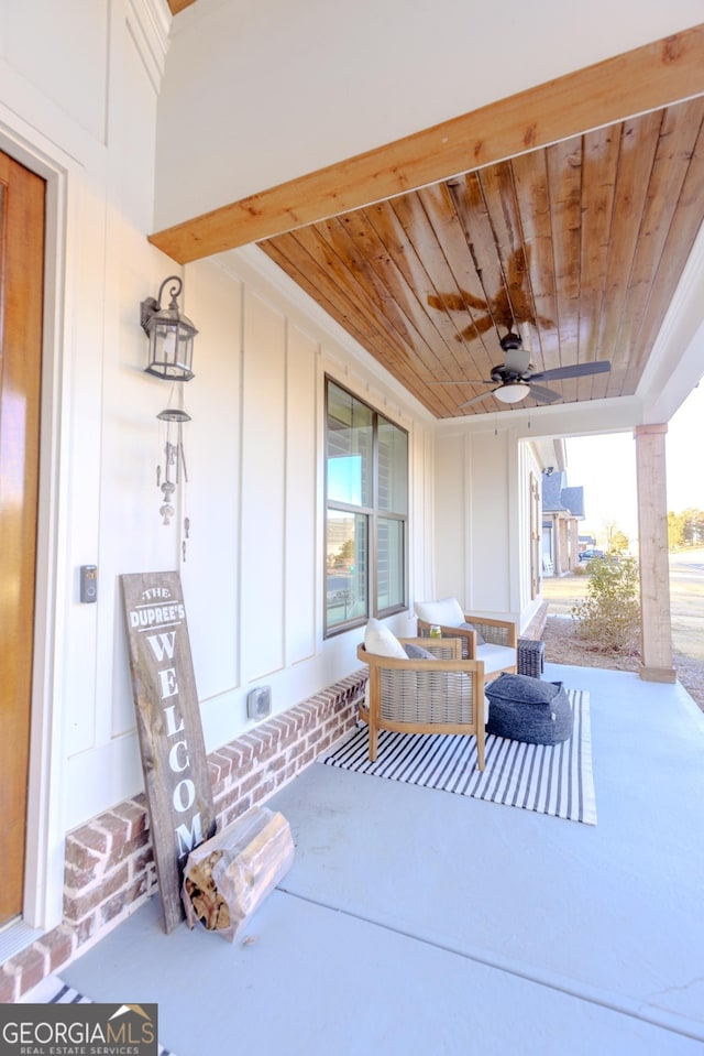 view of patio / terrace featuring covered porch and ceiling fan